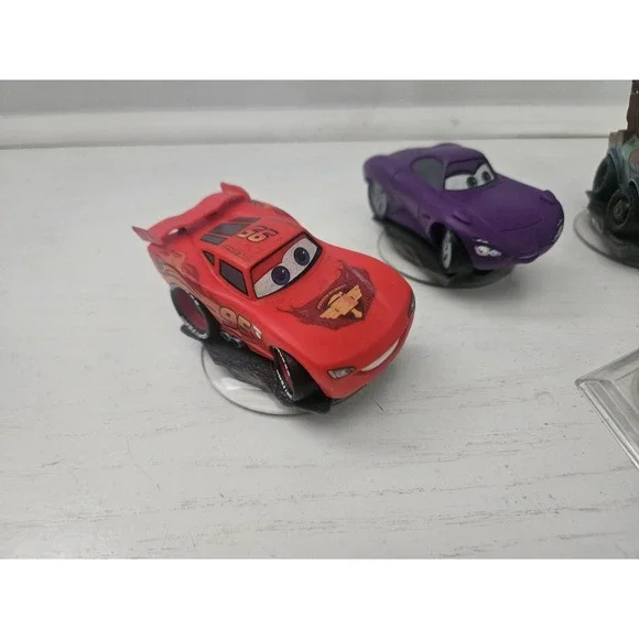 DISNEY INFINITY Lightning McQueen/Holley/Francesco/Mater Figure Lot 5 Playset‎ - Picture 2 of 8